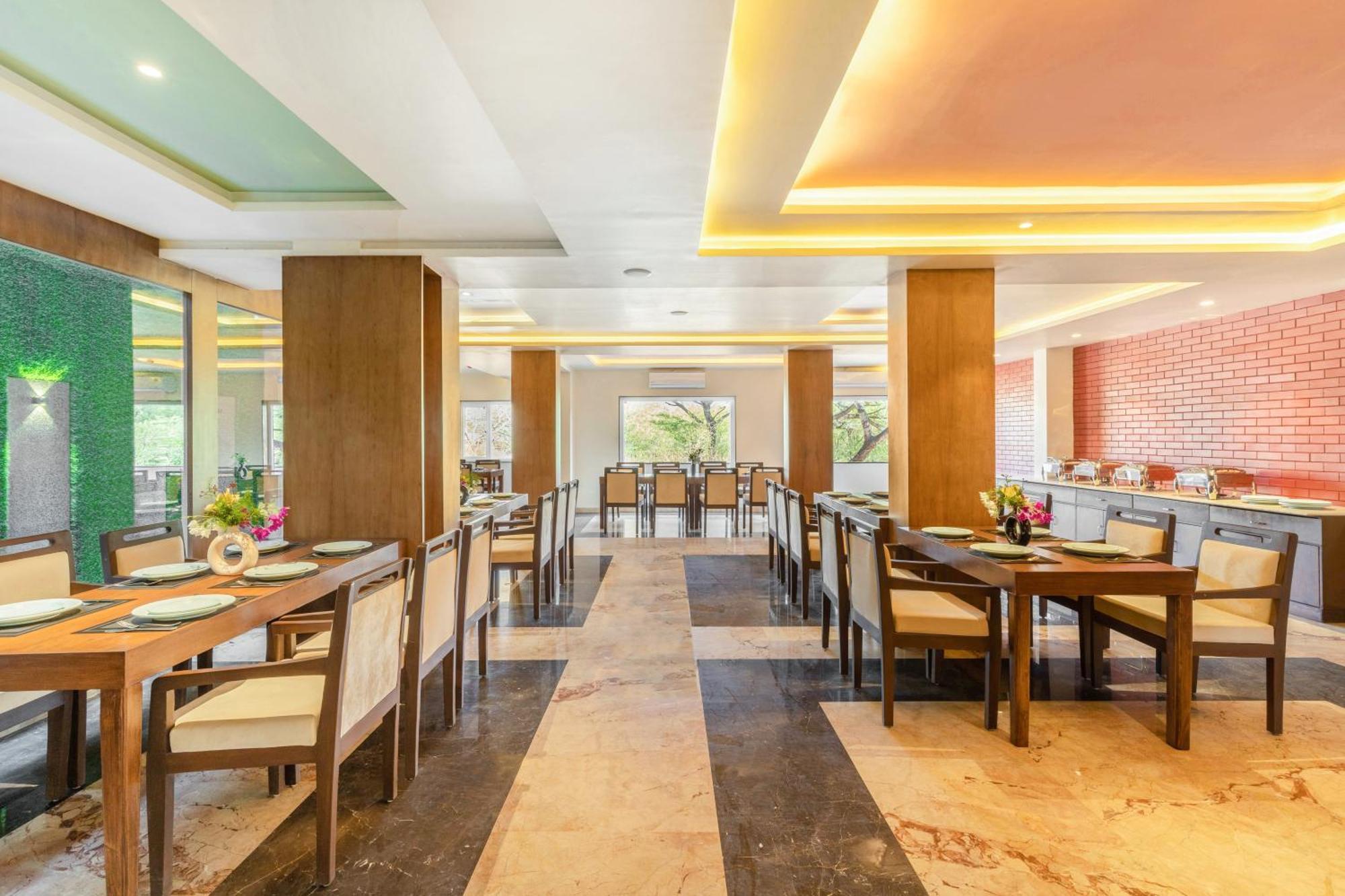 Seasons Sajjangarh Hotell Udaipur Exteriör bild